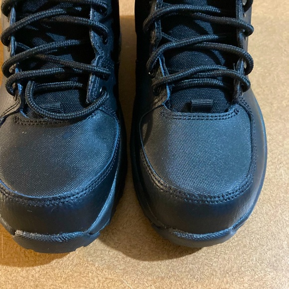 Nike boots 🥾 - Picture 5 of 7